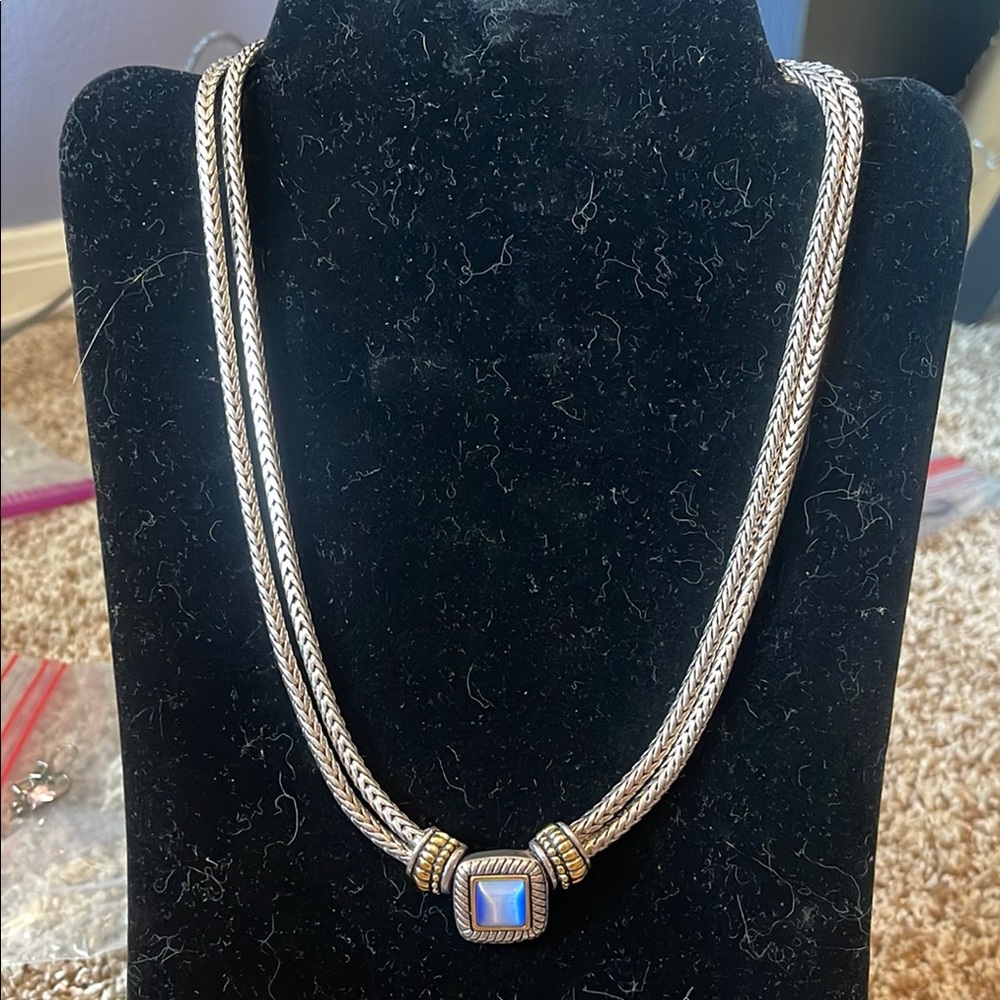 Elegant Silver Necklace with Blue Accent